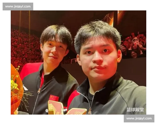 王楚钦林诗栋合练爆发!吼声震天展顶尖默契,全力以赴冲击巅峰 王楚钦林诗栋合练爆发!吼声震天展顶尖默契,全力以赴冲击巅峰